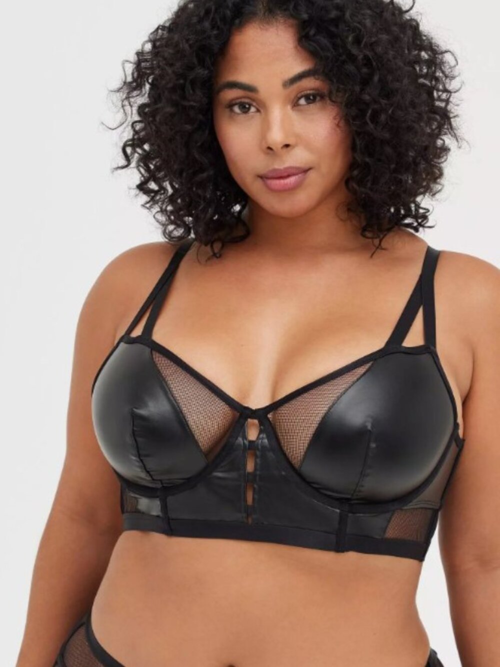 NWOT Torrid size 4 Unlined Longline Underwire Bralette - Faux Leather & Mesh